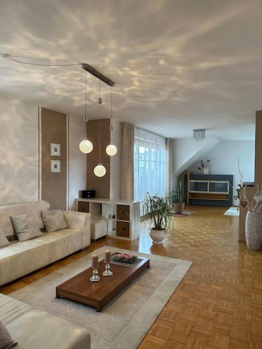 Freundliche Wohnung Naehe Weinstrasse Fuer 5 Personen Wagna Ngoại thất bức ảnh