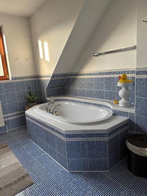Freundliche Wohnung Naehe Weinstrasse Fuer 5 Personen Wagna Ngoại thất bức ảnh